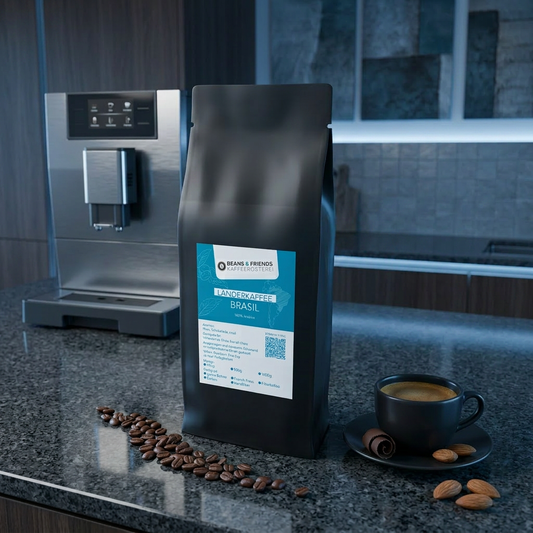 Brasil Kaffee für Vollautomaten von Beans and Friends – 100 % Arabica mit Noten von Nuss, Schokolade und Honigsüße, mild, ausgewogen und besonders vielseitig.
