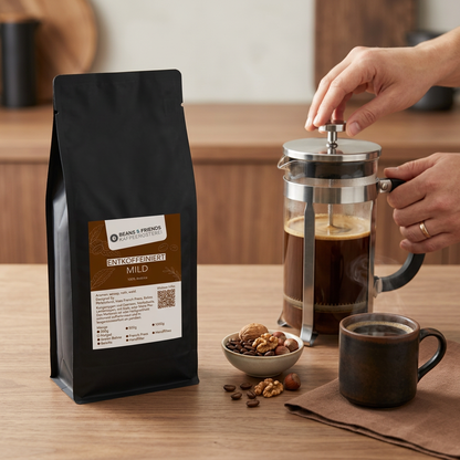 Entkoffeinierter Kaffee für French Press – milder 100 % Arabica Kaffee mit Noten von Nuss und Schokolade, voller Geschmack und besonders weich im Abgang.
