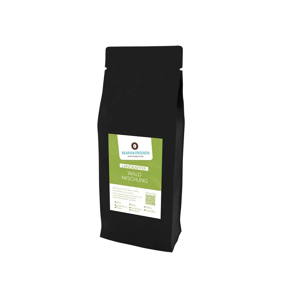 Schwarze Papiertüten mit grünem Etikett und Waldmischung Kaffee-Aufdruck.“